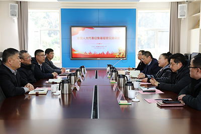 全國人大代表主動征集意見，發揮代表作用